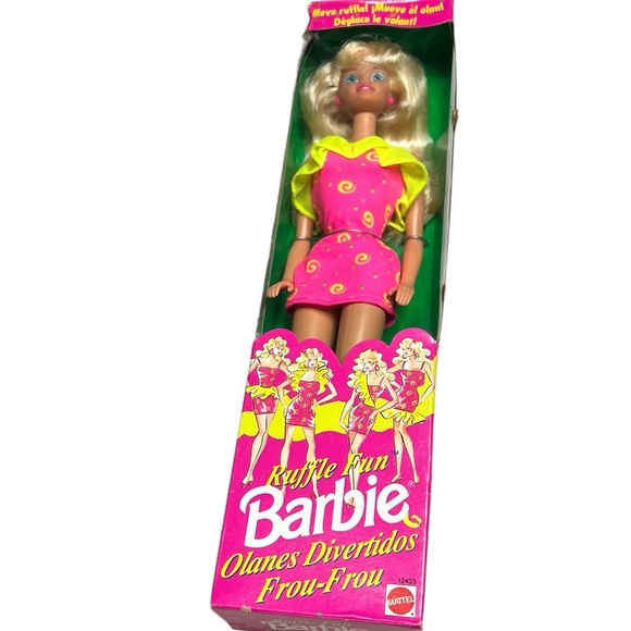 Vintage‎ 1994 Mattel Ruffle Fun Barbie (Brazil Edition) New in Box - Picture 2 of 9